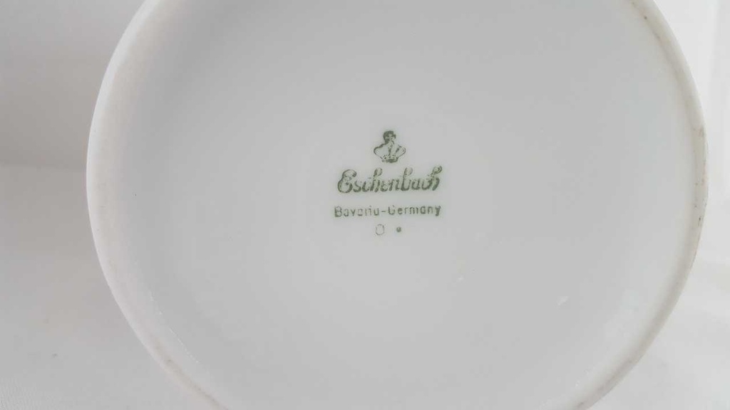 [15010938] Tischvase 15 cm Eschenbach Bayreuth Brunhilde grüne Ranke gebraucht - sehr gut Bild 3