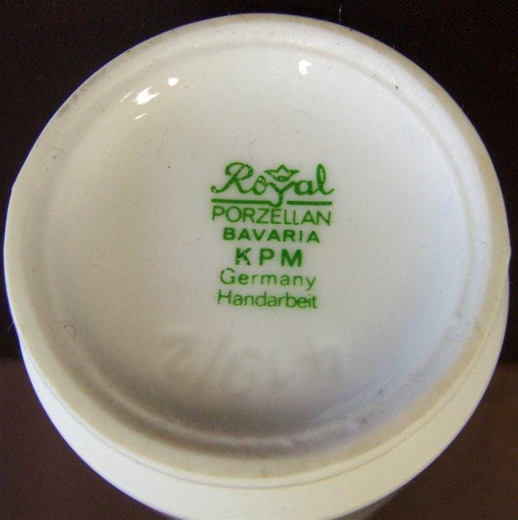 [16011891] Vase Handarbeit Bavaria Germany 21 cm Royal KPM gebraucht - sehr gut Bild 3