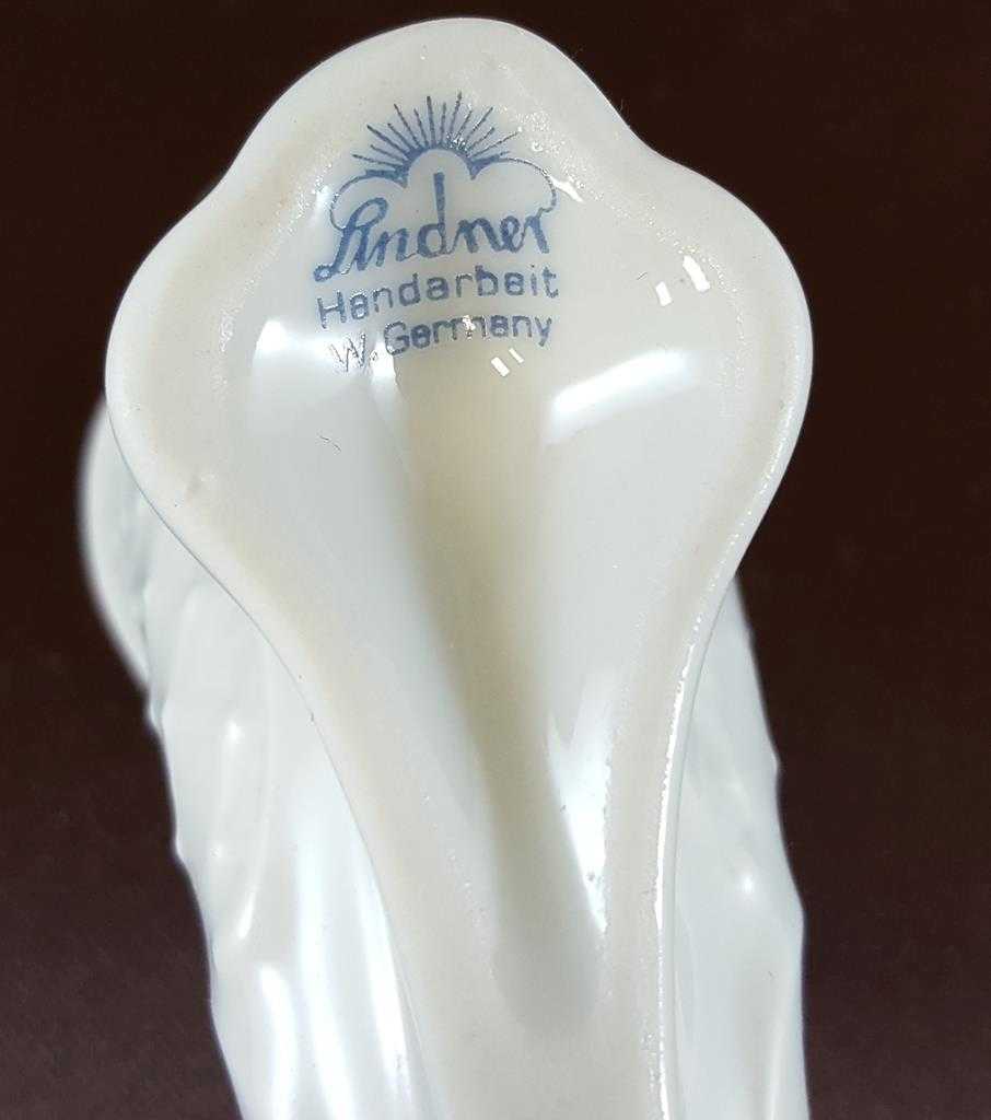 [160125127] Hornvase mini 5 cm Lindner Porzellan Anna Maria Moosrose gebraucht - sehr gut Bild 4
