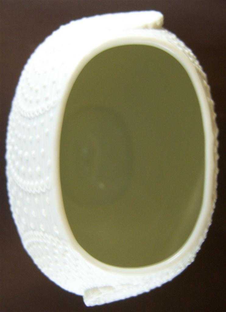 [16072800177] Vase 17 cm AK Kaiser Porzellan Weiß M.Frey gebraucht - sehr gut Bild 4