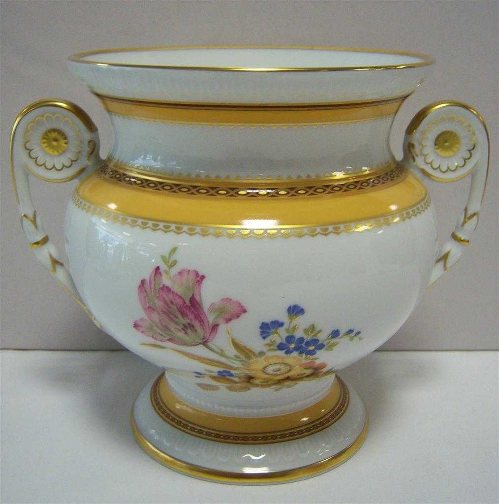 [16082600361] Vase 17 cm AK Kaiser Porzellan K.Nossek gebraucht - sehr gut Bild 3