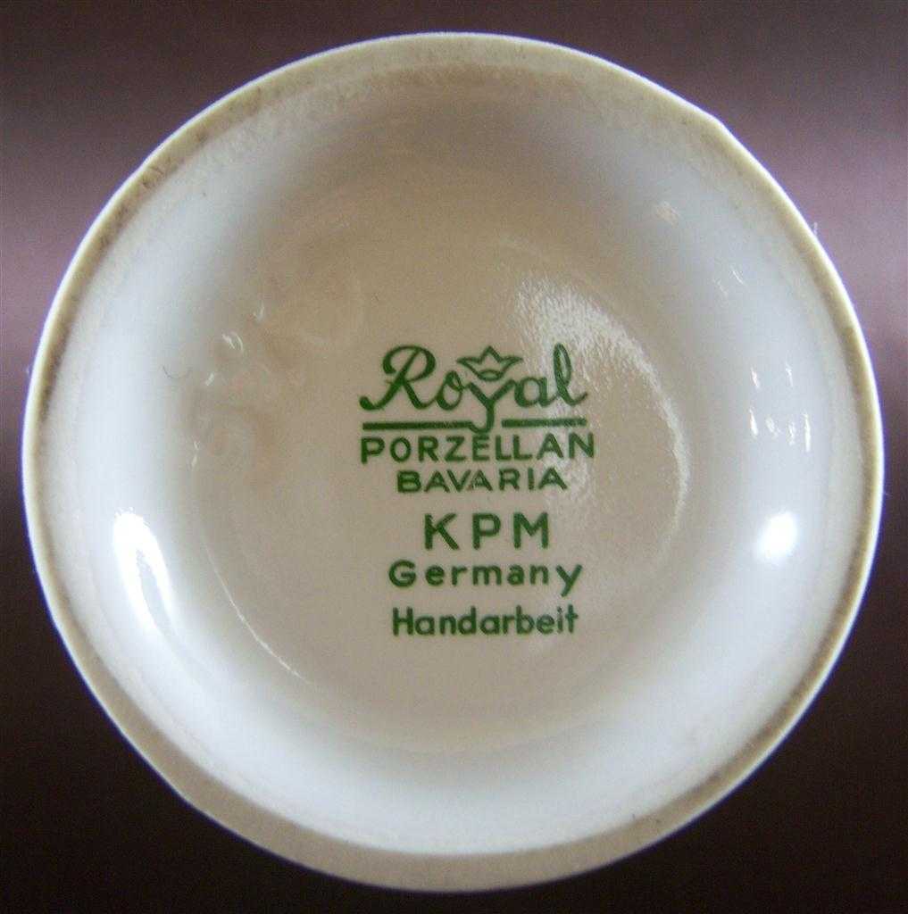 [16092127] Vase Handarbeit Bavaria 16,8 cm Royal KPM Weiß gebraucht - gut Bild 3