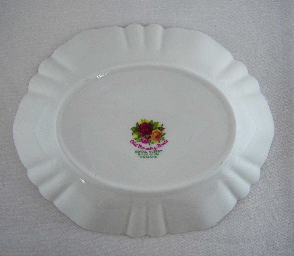 [2117806] Beilagenschale klein 12,2x15 cm Royal Albert Old Country Roses gebraucht - sehr gut Bild 3