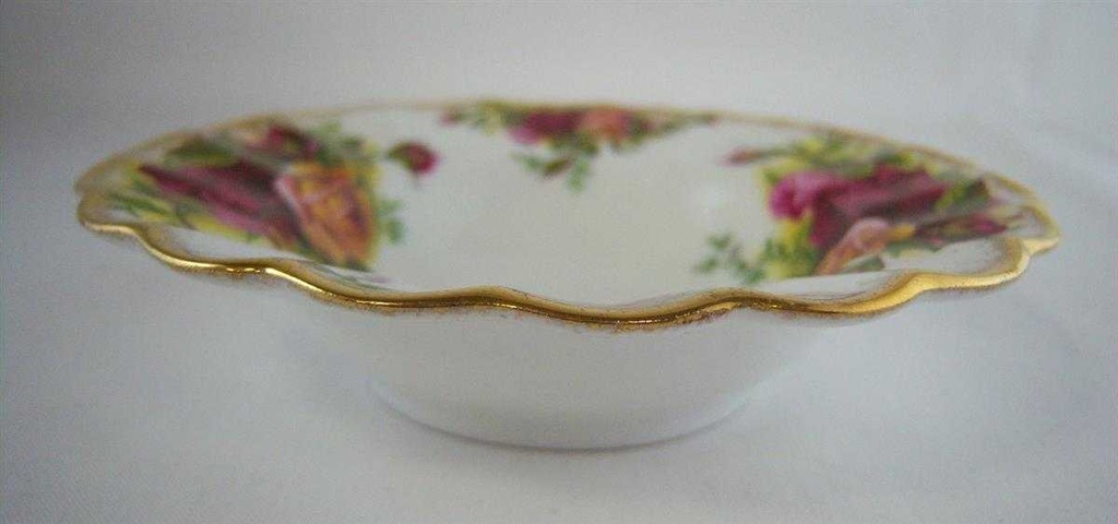 [2117807] Beilagenschale Royal Albert Old Country Roses gebraucht - sehr gut Bild 2