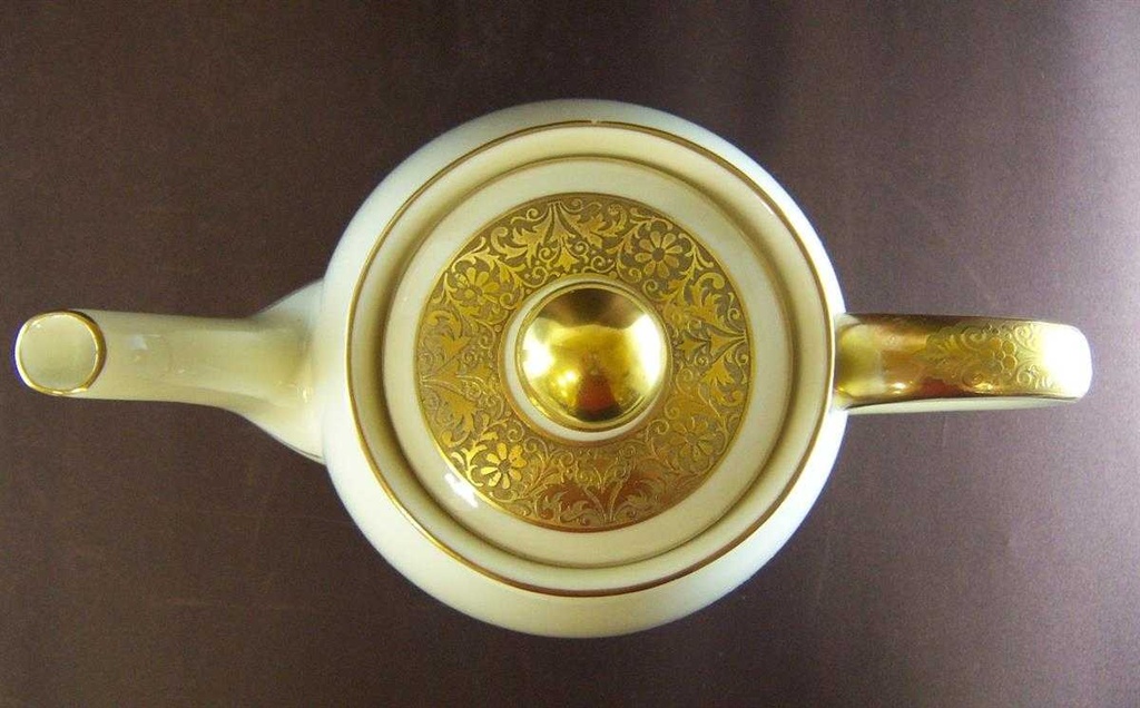 [161027182] Kaffeekanne Goldrand Seltmann Weiden 12308 Beige gebraucht - sehr gut Bild 4