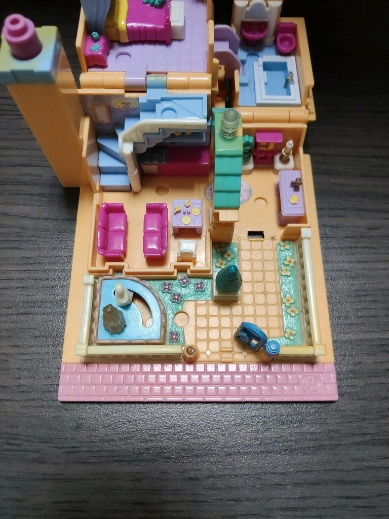 [1785198] Polly Pocket Bluebird Toys 1994 Pollyville Light-up Hotel Bild 7
