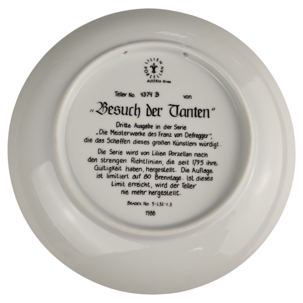 [1820885] Wandteller Lilien Porzellan Die Meisterwerke des Franz von Defregger Besuch der Tanten gebraucht - neuwertig Bild 4