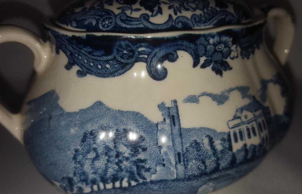 [31403097] Zuckerdose 0,05 L Palissy Avon Scenes Blau gebraucht - gut Bild 3