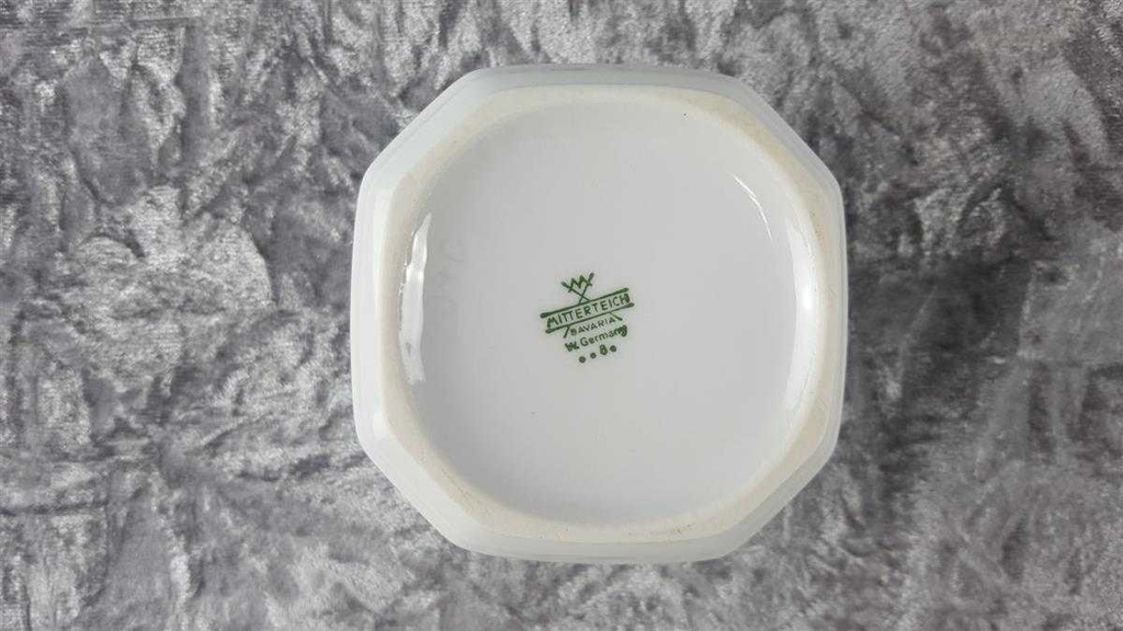 [458110521] Zuckerdose Mitterteich Form 2040 Sissi Weiß Platinrand gebraucht - gut Bild 5