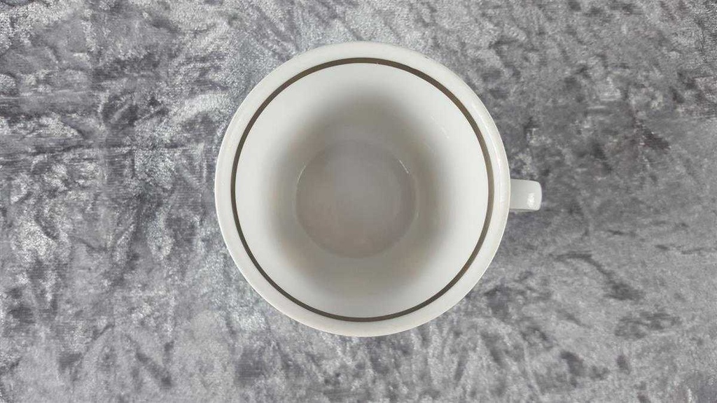 [458110522] Kaffeetasse Tasse Mitterteich Form 2040 Sissi Weiß Platinrand gebraucht - gut Bild 4