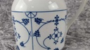 [458110527] Wasserkrug Milchkrug 0,9 L Julius Lange Kahla Indisch Blau Strohblume gebraucht - gut Bild 2
