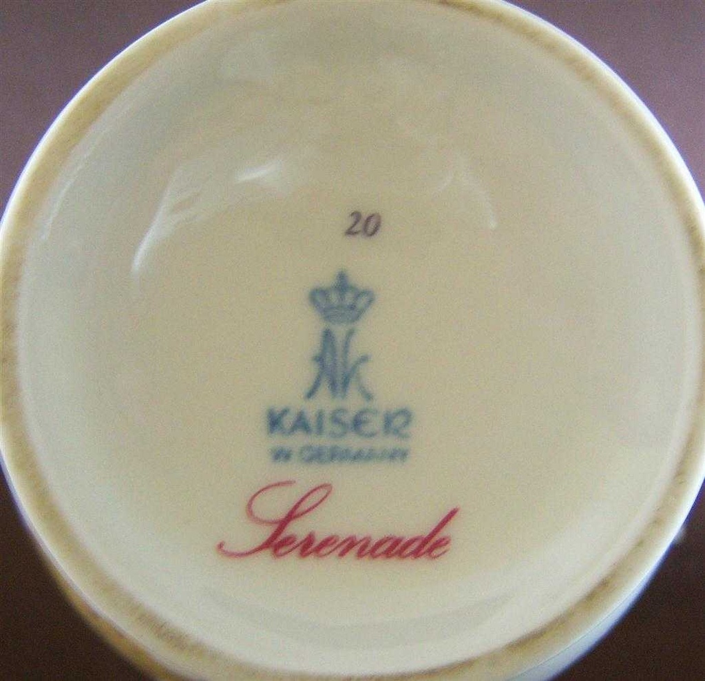 [4581110] Blumenvase 21,2 cm AK Kaiser Porzellan gebraucht - sehr gut Bild 6