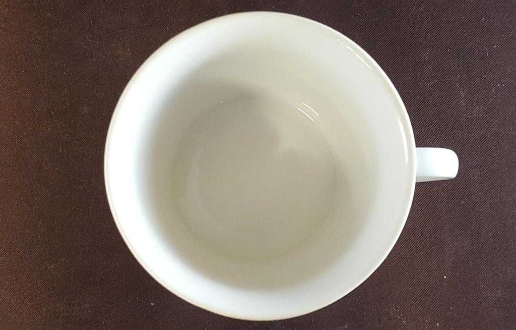 [45811102] Kaffeetasse Tasse Tirschenreuth Rote Blumen gebraucht - gut Bild 3