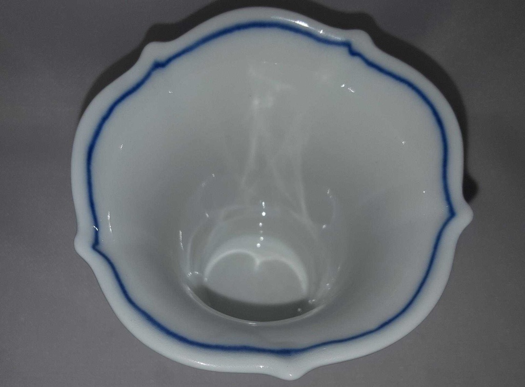 [45811132] Tischvase 13,8 cm Schaller Zwiebelmuster gebraucht - sehr gut Bild 2
