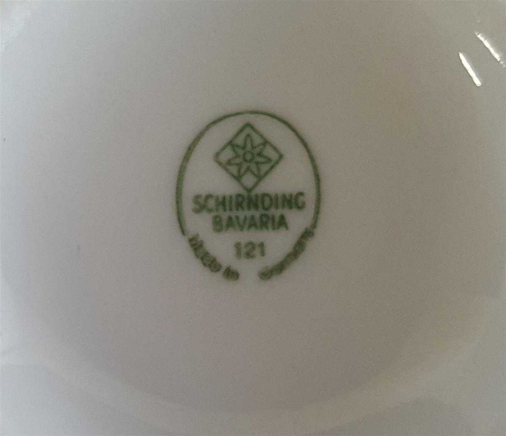 [45811159] Milchkännchen Goldrand Schirnding Bavaria Blumenmuster mit gebraucht - sehr gut Bild 4
