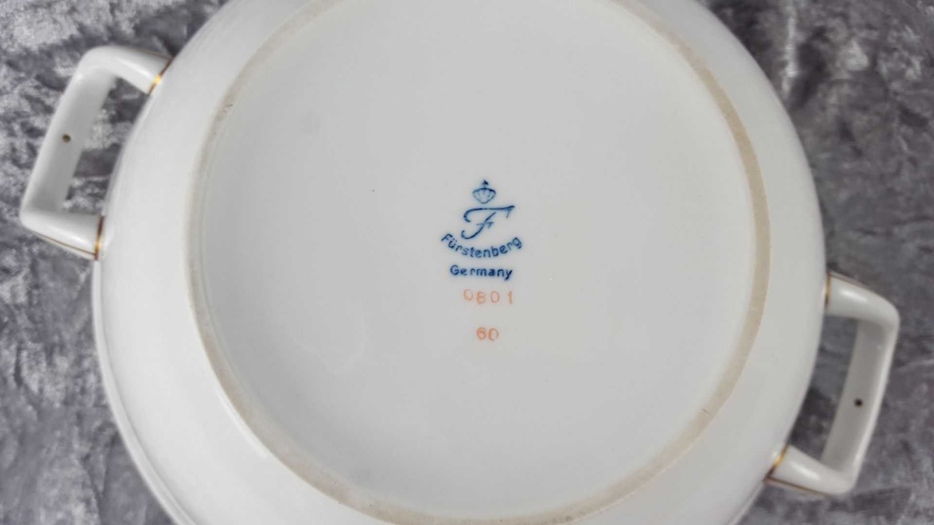 [458114400] Ragoutterrine Servierschüssel Goldrand 1,9 L Fürstenberg Schloß 644 0801 gebraucht - sehr gut Bild 8