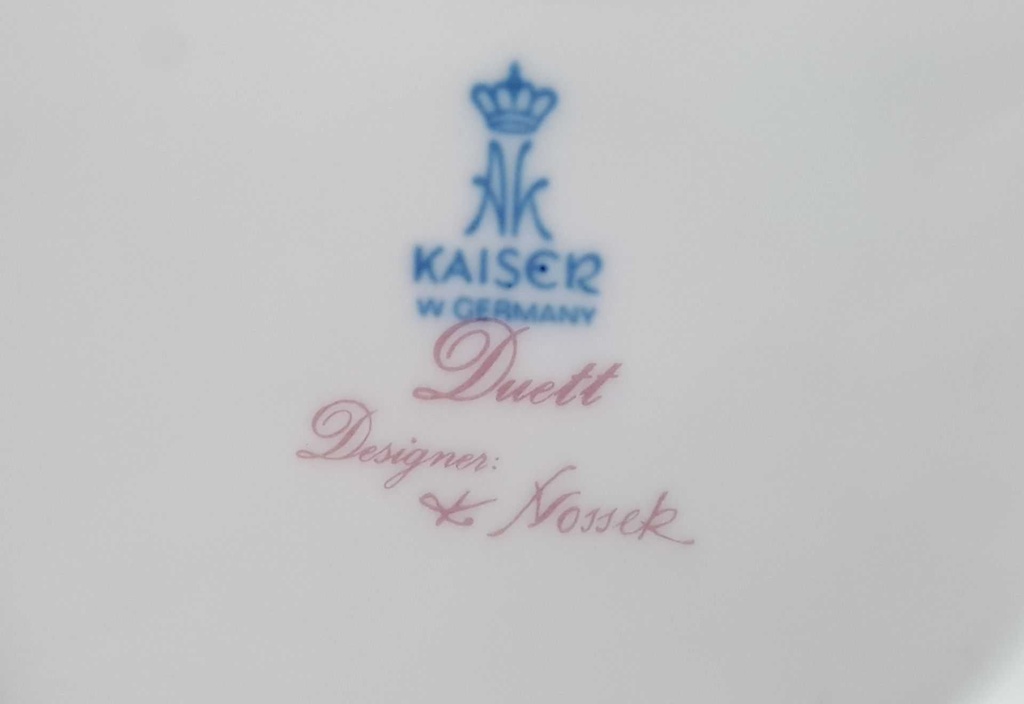 [2118751] Blattschale AK Kaiser Porzellan Duett K. Nossek K.Nossek gebraucht - sehr gut Bild 8