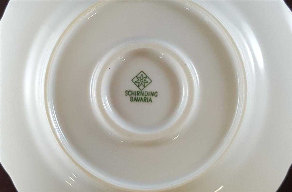[45811647] Sauciere 1tlg Schirnding Bavaria Rosendekor Rosa gebraucht - sehr gut Bild 4
