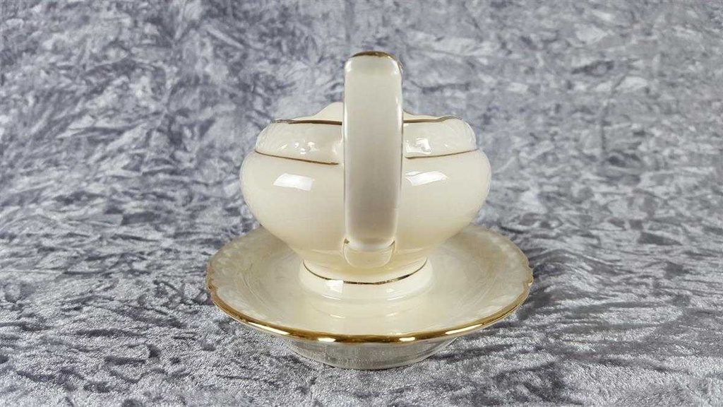 [458117881] Sauciere mit Teller Goldrand 1tlg Winterling elfenbein Blumenrelief Beige gebraucht - gut Bild 4