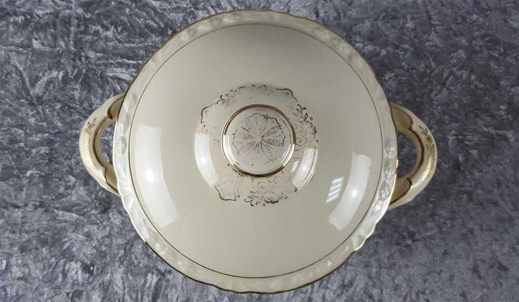 [458117899] Ragoutterrine Servierschüssel Goldrand 1,5 L Winterling elfenbein Blumenrelief mit gebraucht - akzeptabel Bild 3
