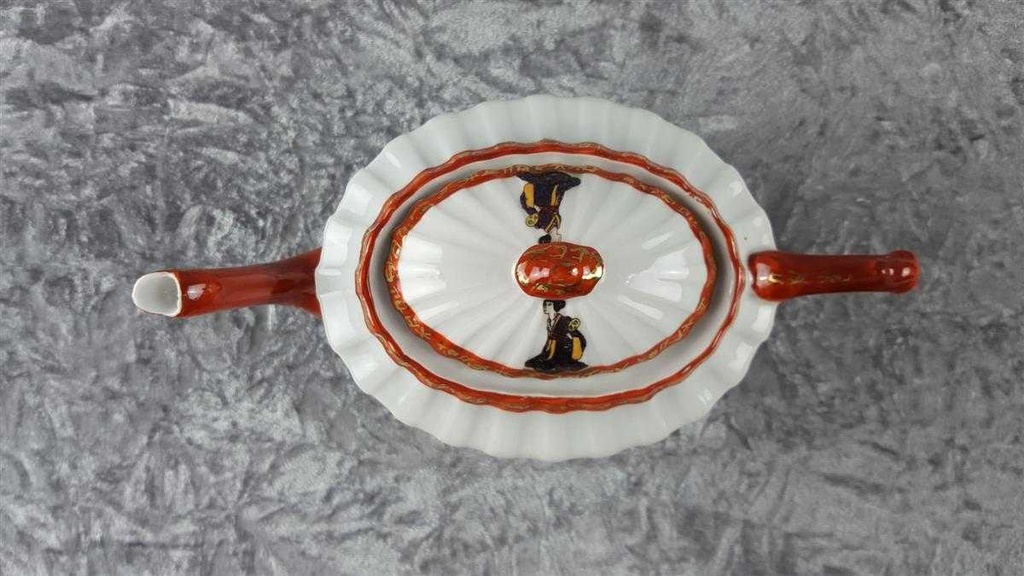 [458117907] Teekanne 0,8 L Unbekannte Hersteller Asiatisches Porzellan Motiv Geishas gebraucht - gut Bild 5
