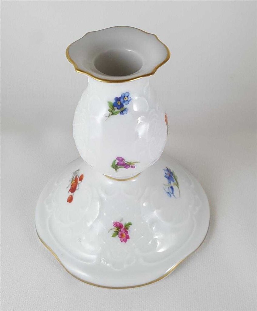 [45811801] Kerzenhalter Lindner Porzellan Streublümchen Mit Relief gebraucht - neuwertig Bild 4