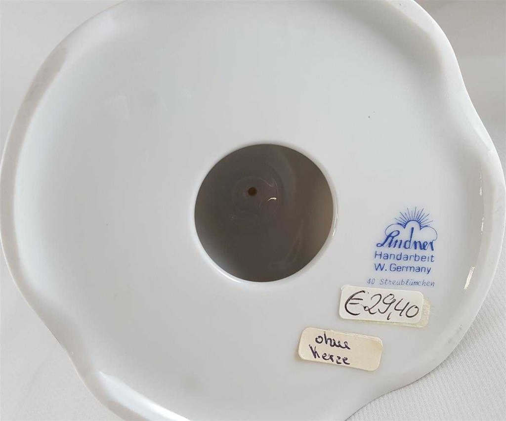 [45811801] Kerzenhalter Lindner Porzellan Streublümchen Mit Relief gebraucht - neuwertig Bild 5