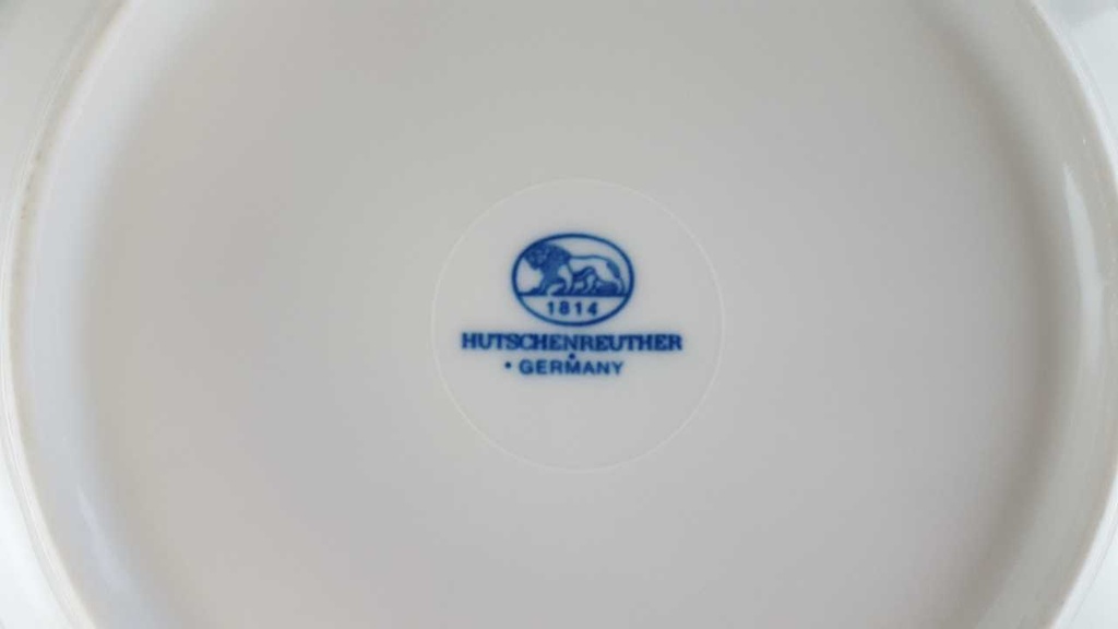 [4581182] Suppenteller 25,3 cm Hutschenreuther Maria Theresia Zwiebelmuster I. Wahl gebraucht - gut Bild 3