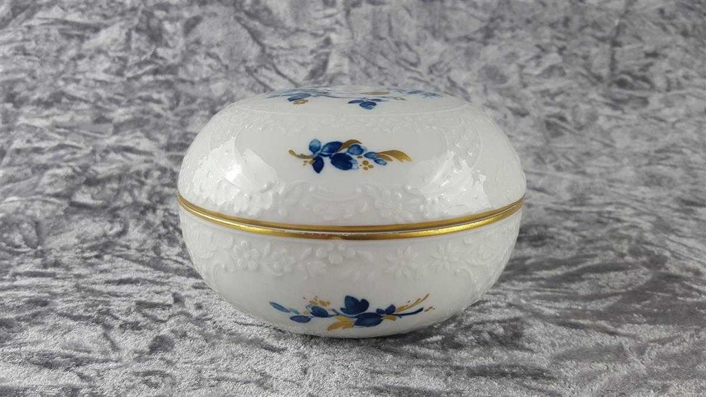 [458118265] Deckeldose Meissen Form Neumarseille blau Blütendekor gebraucht - gut Bild 4