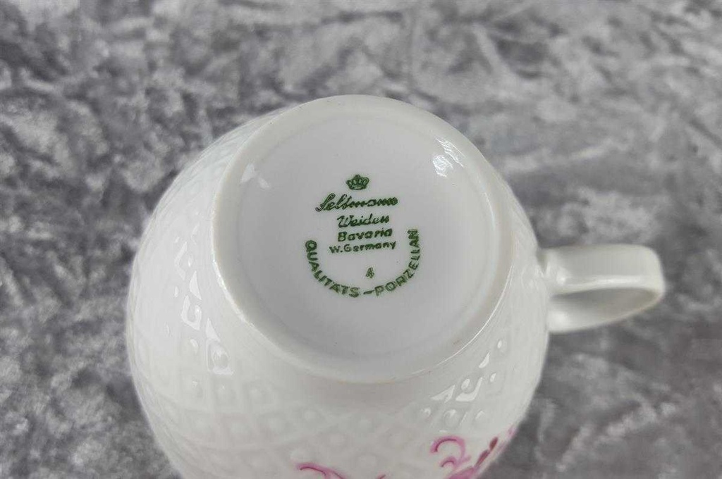 [458118333] Kaffeetasse Tasse mit Griff Seltmann Weiden Annabell rote Blüte 26043 gebraucht - sehr gut Bild 3