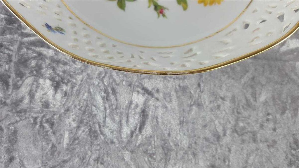 [458118343] Schale Durchbruchschale Goldrand Durchbrucharbeit 23 cm Marienbad Ingres Weiss bunte Blumen gebraucht - gut Bild 5