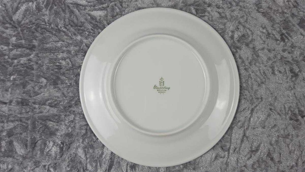 [458118457] Kuchenteller Dessertteller 19,5 cm Winterling Röslau grüne stilisierte Lilie gebraucht - gut Bild 3