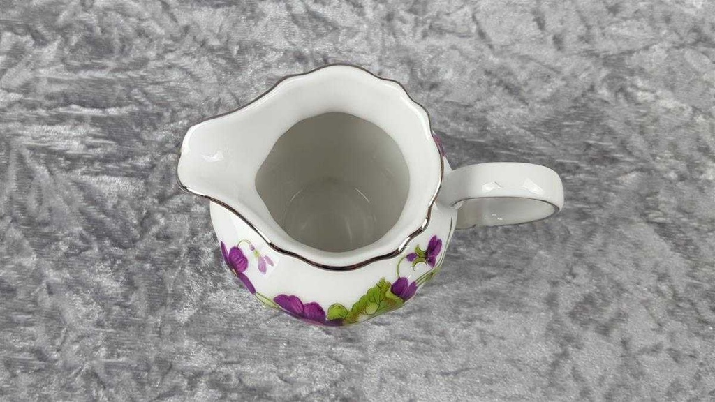 [458119004] Milchkännchen Winterling Marktleuthen lila Blume Veilchen Silberrand gebraucht - sehr gut Bild 3
