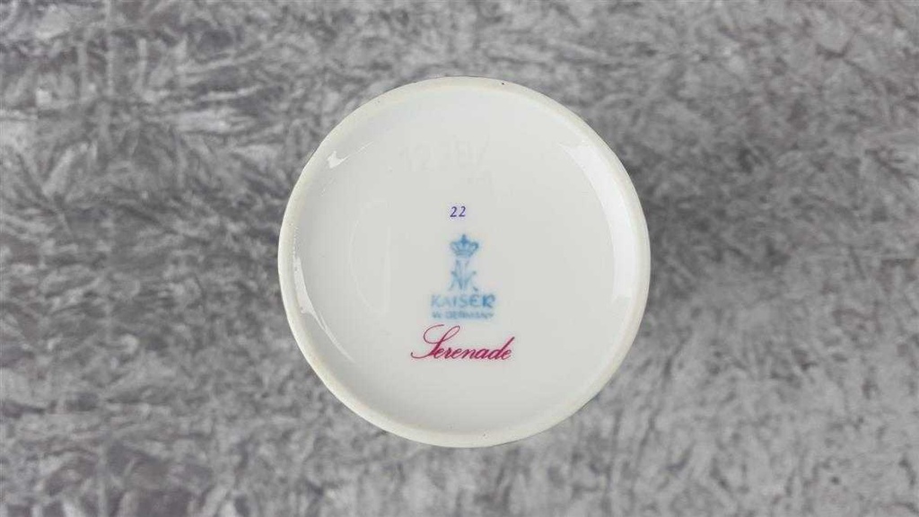 [458119030] Vase Blumenvase Golddekor 21,3 cm AK Kaiser Porzellan gebraucht - sehr gut Bild 7