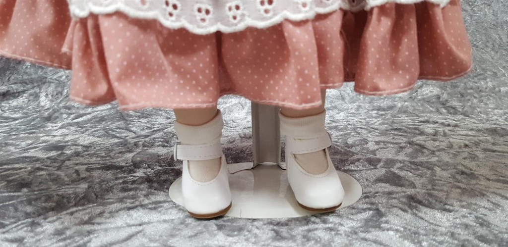 [458119121] Puppe Porzellanpuppe Sammlerpuppe 45 cm Gilde Handwerk gebraucht - gut Bild 8