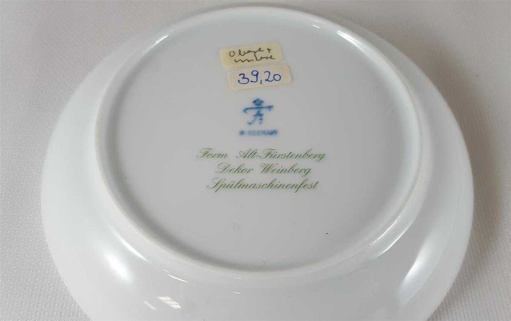 [2118848] Untertasse für Kaffee 13,5 cm Fürstenberg Alt Weinberg gebraucht - neuwertig Bild 5