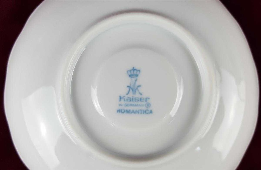 [458119543] Untertasse 14 cm AK Kaiser Porzellan Romantica Weiß gebraucht - gut Bild 5