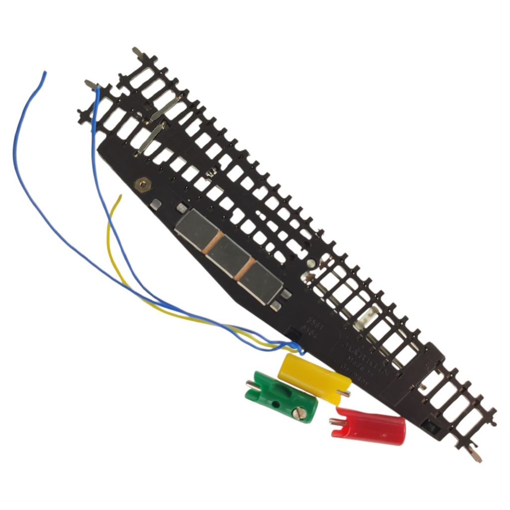 [Z1-V0K2-T3P6] elektrische Weiche rechts r490 mm Spur Z Märklin Bild 3