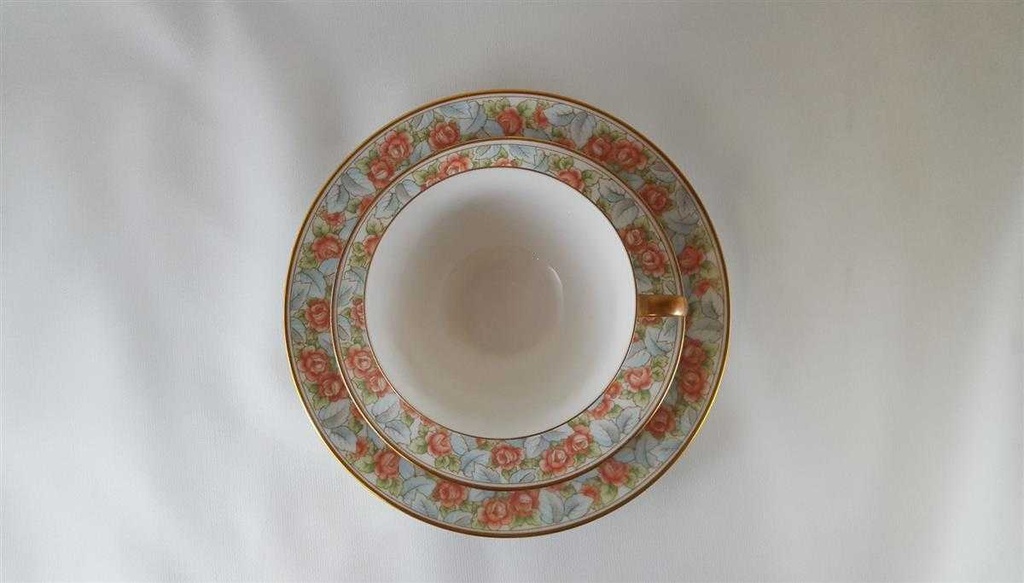 [45812076] Sammelgedeck Teeset Goldrand 3tlg Tirschenreuth Trianon Rosendekor gebraucht - neuwertig Bild 2