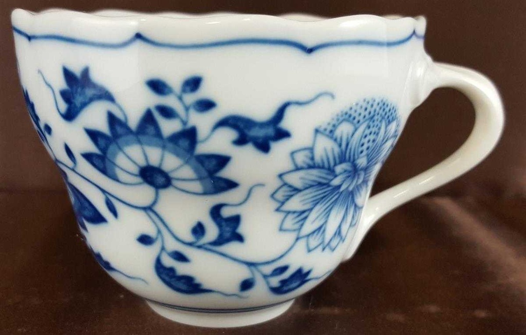 [4581219] Kaffeetasse Tasse Hutschenreuther Maria Theresia Zwiebelmuster II. Wahl gebraucht - sehr gut Bild 2