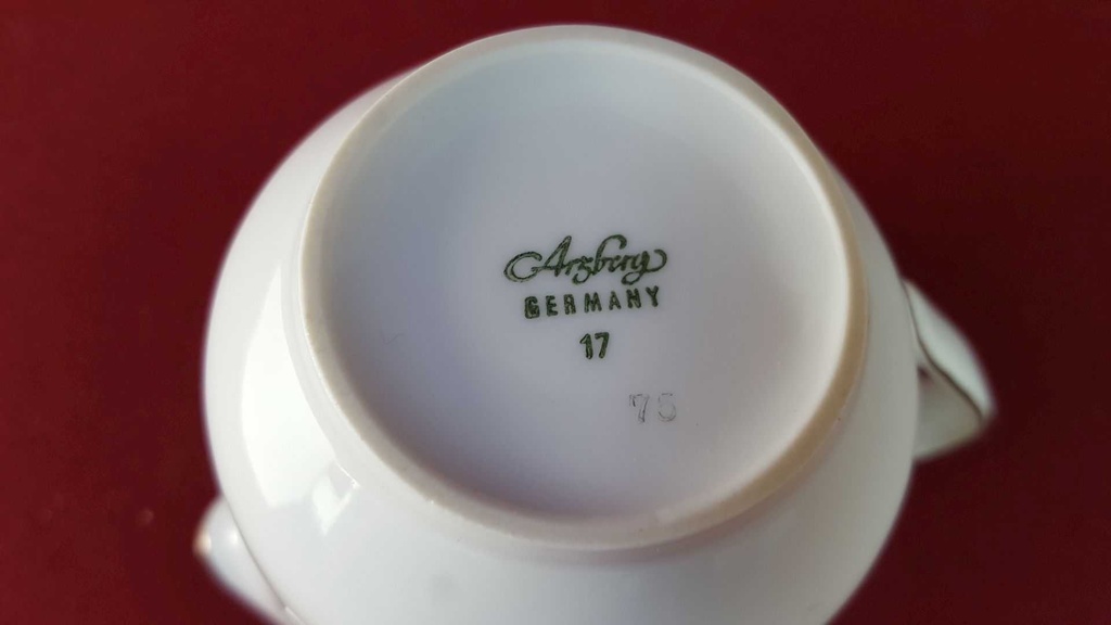 [45812201] Milchkännchen Goldrand Arzberg Form 2200 2 mm gebraucht - sehr gut Bild 5