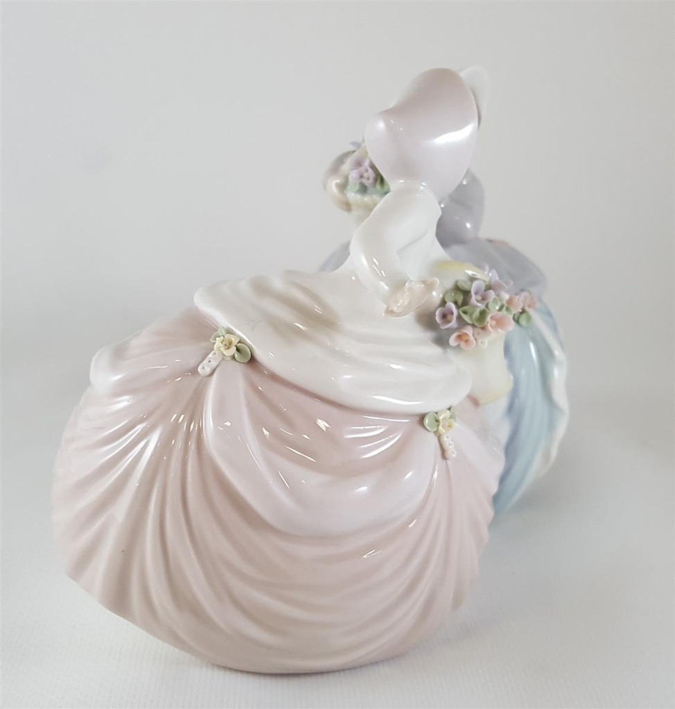 [2118958] 2er Set Lladro Figur 5384 Petite Pair Spanien H 11,5 cm Figurenset Bild 3
