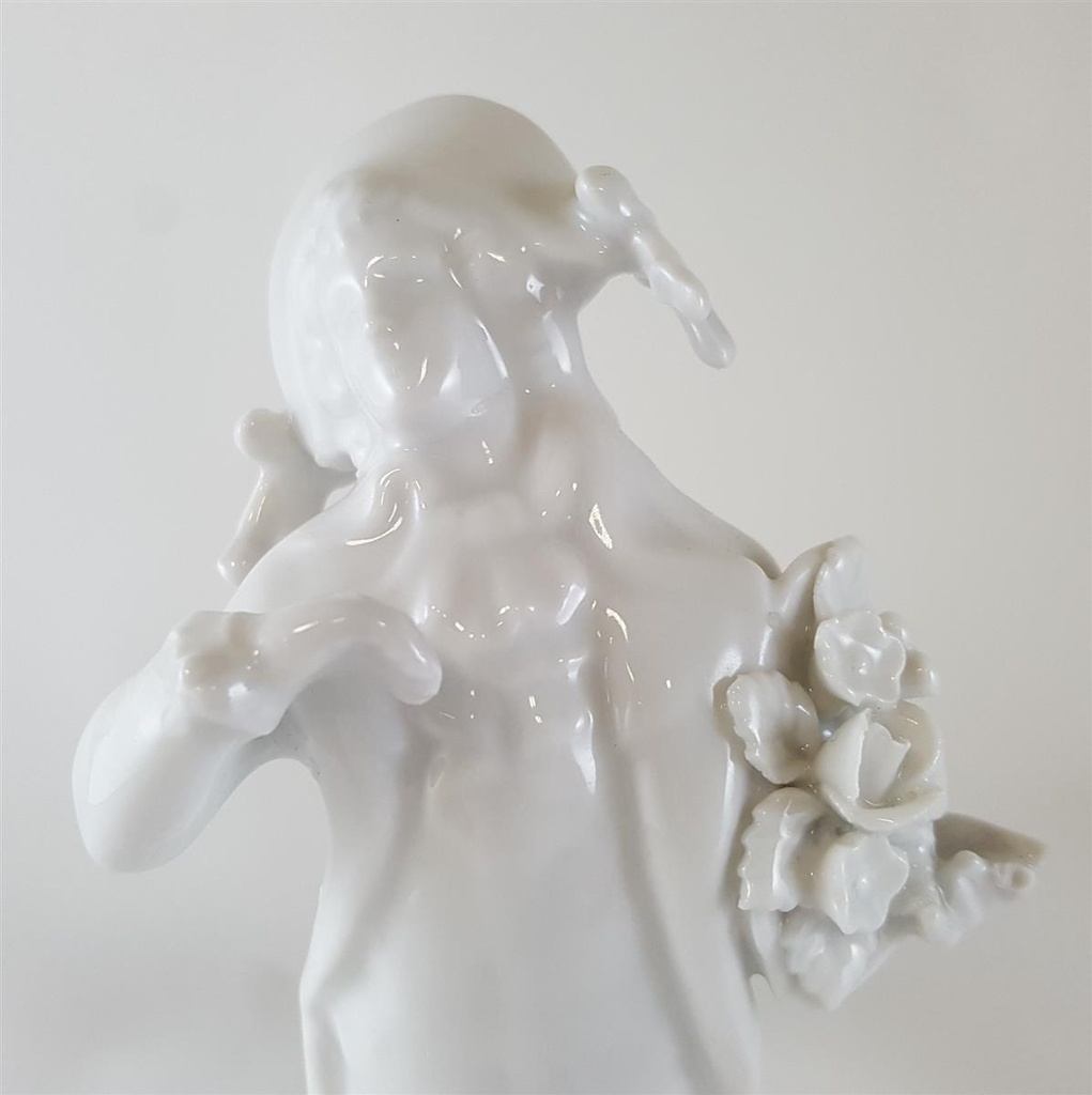 [45812652] Lindner Porzellan Figur Rosenkavalier weiß H 15 cm Bild 2