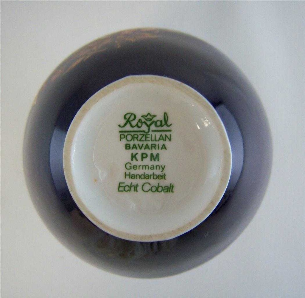 [4581230] Vase Bavaria 12,3 cm Royal KPM gebraucht - gut Bild 5