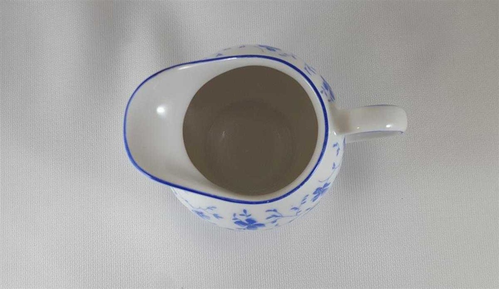 [45812305] Milchkännchen Arzberg Form 1382 Blaublüten gebraucht - gut Bild 4