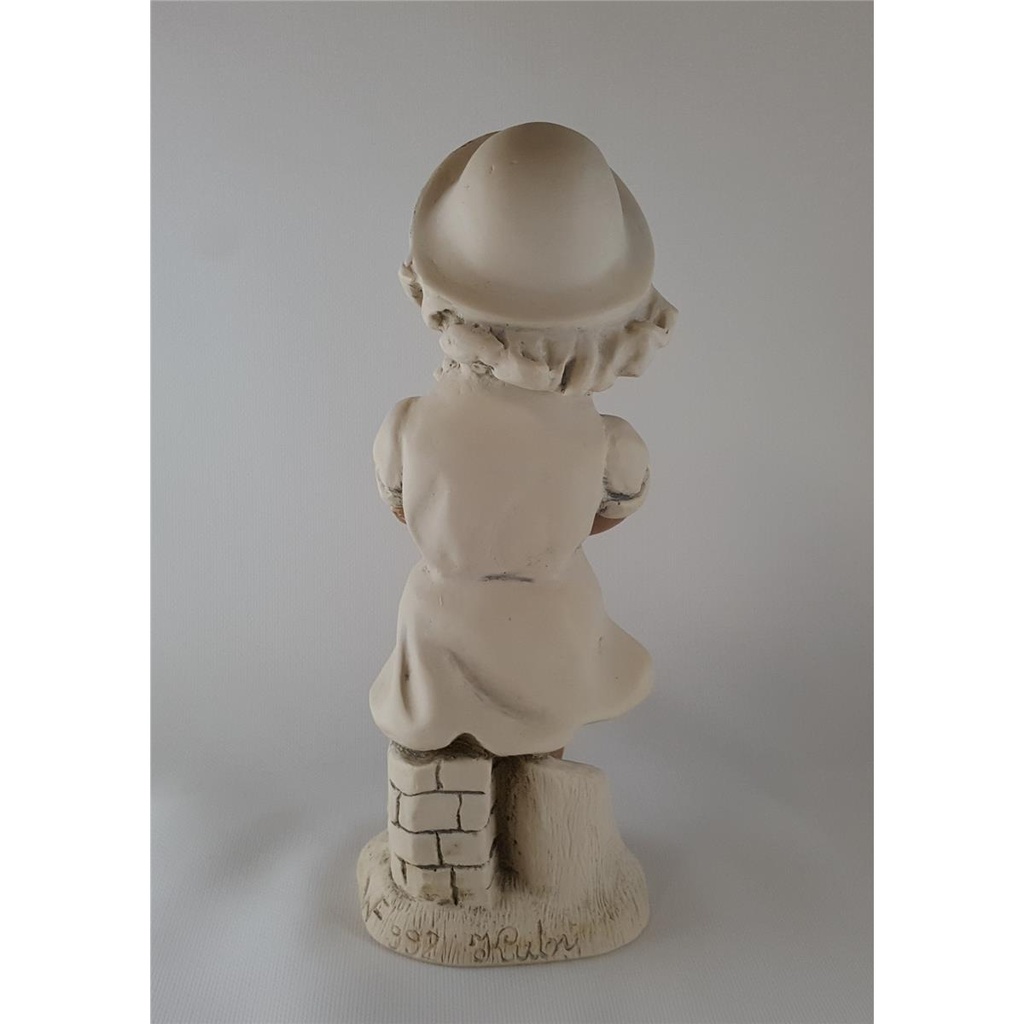 [45812317] Wohnform Figur Mädchen mit Blumenstrauß Massiv Handarbeit H 22,2 cm Bild 3