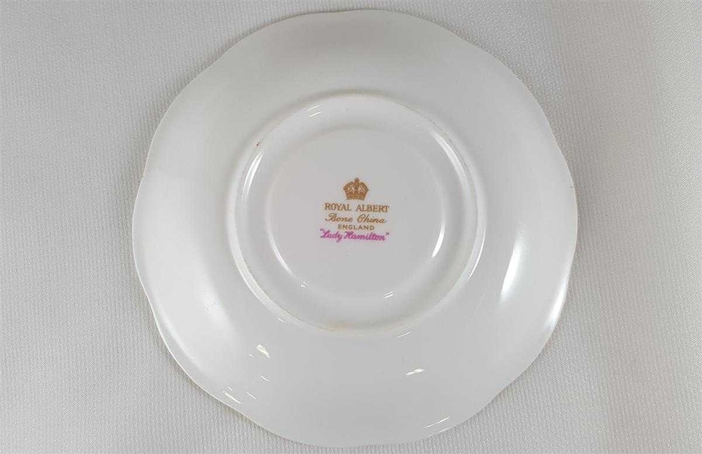 [45812731] Tasse Espressotasse mit Untertasse Royal Albert Lady Hamilton gebraucht - gut Bild 7