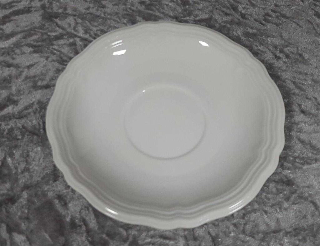 [458128160] Untertasse 16,5 cm Seltmann Weiden Marie Luise Weiß gebraucht - gut Bild 3