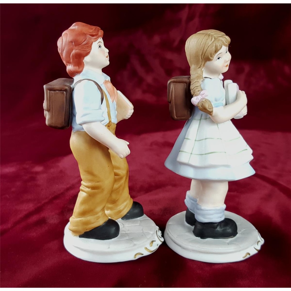 [458128415] Porzellan Figur Mädchen Junge mit Schulranzen Set 2 tlg. H 13,5 cm Bild 2
