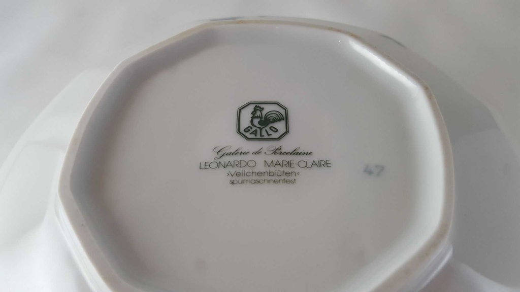 [45813179] Schüssel 21,3 cm Villeroy & Boch Gallo Leonardo Marie Claire Veilchenblüten gebraucht - gut Bild 4